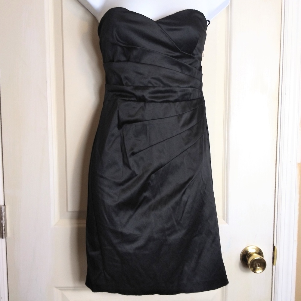 😎 Mystic little black dress size 12 strapless